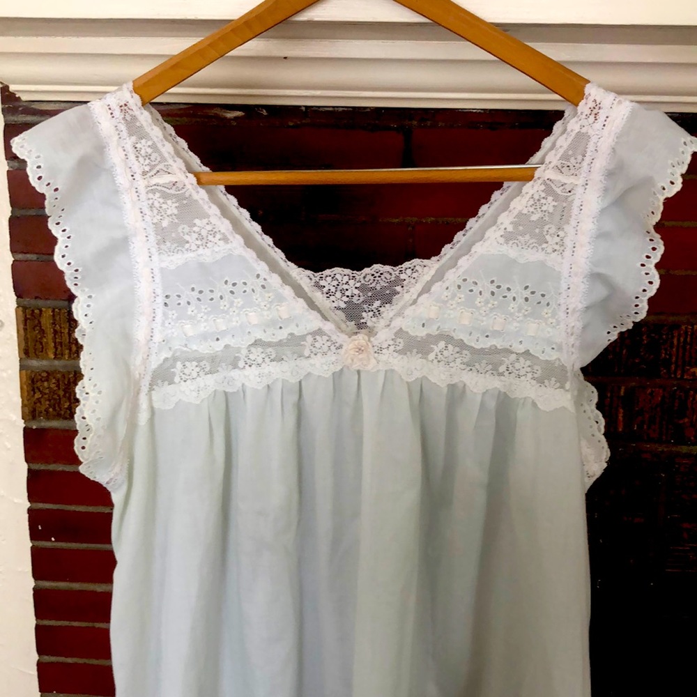 DIOR BLUE EYELET LACE RUFFLE NIGHTGOWN